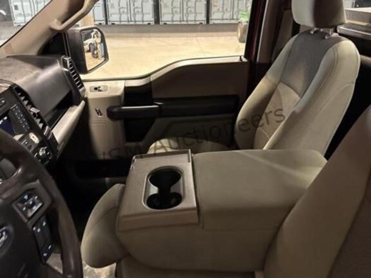 2019-ford-f150-image-23