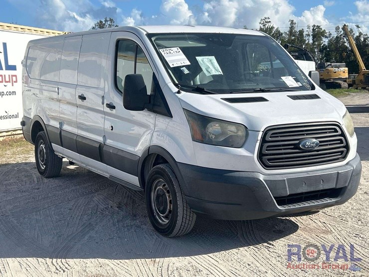 2016-ford-transit-image-2