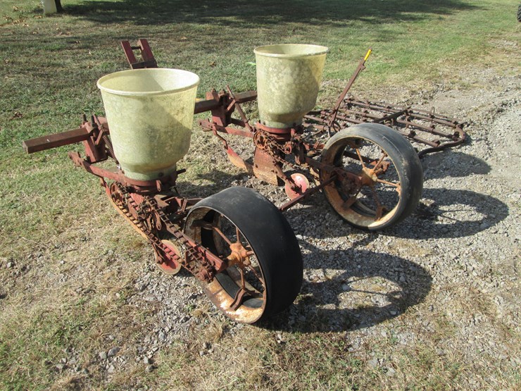 #2017-•-2-row-planter-inv#-29998-image-4