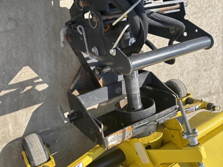 john-deere-1025-image-35