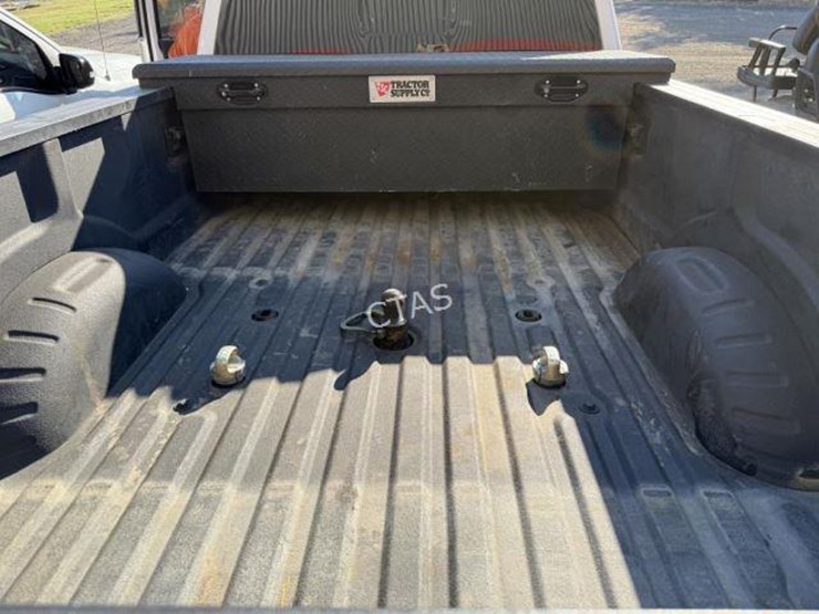 2023-ford-f450-image-10
