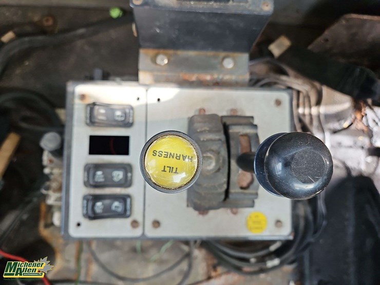 2012-international-workstar-7600-image-15