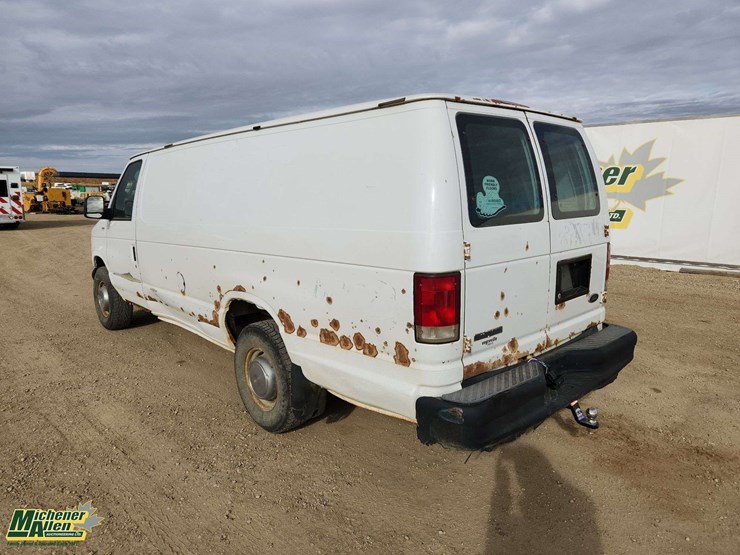2006-ford-cargo-image-2