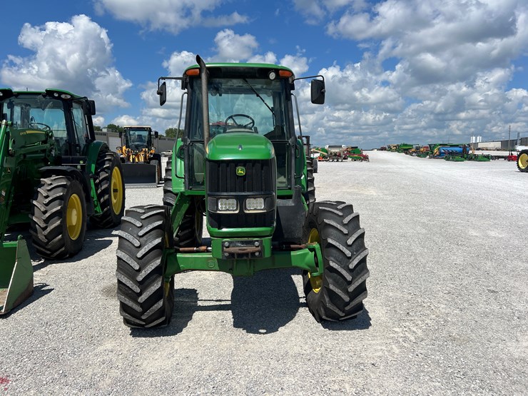 2006-john-deere-6715-image-2