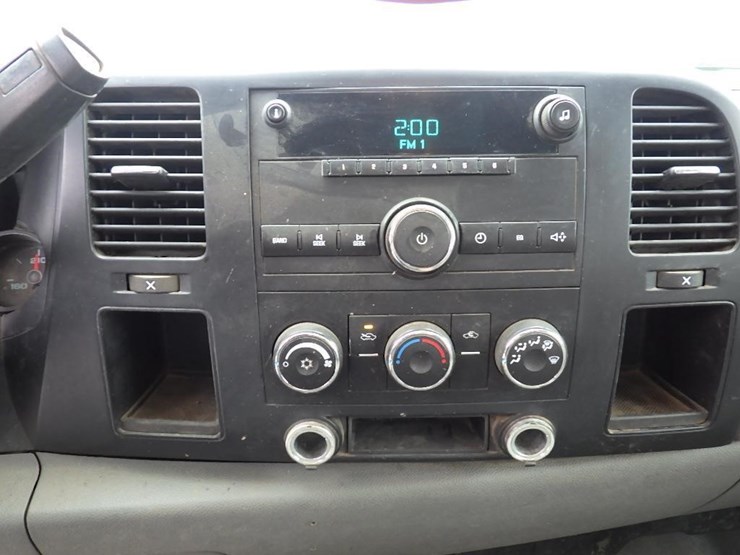2008-chevrolet-silverado-image-22