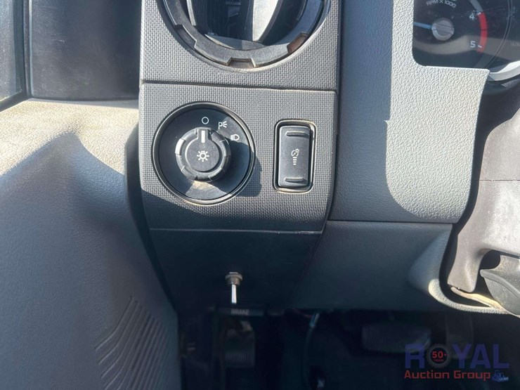 2016-ford-f450-image-17