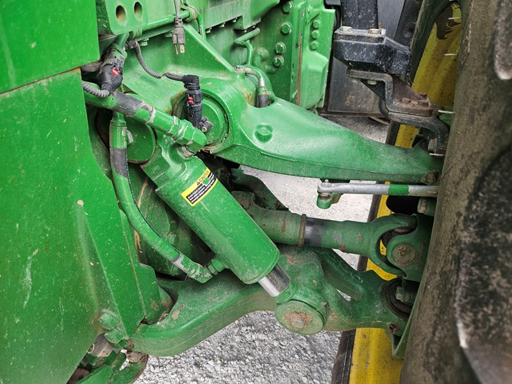 2014-john-deere-8345r-image-3