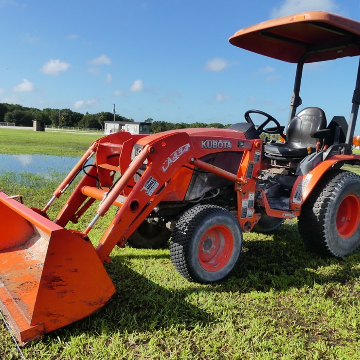 KUBOTA B2301