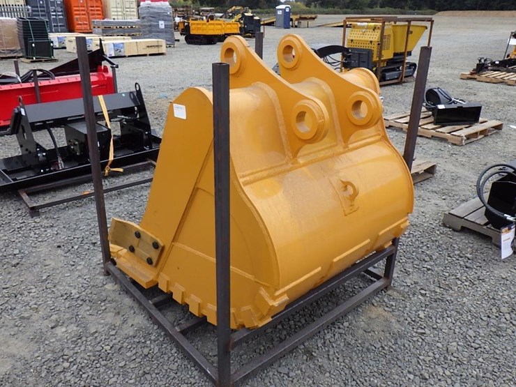 caterpillar-320-image-2
