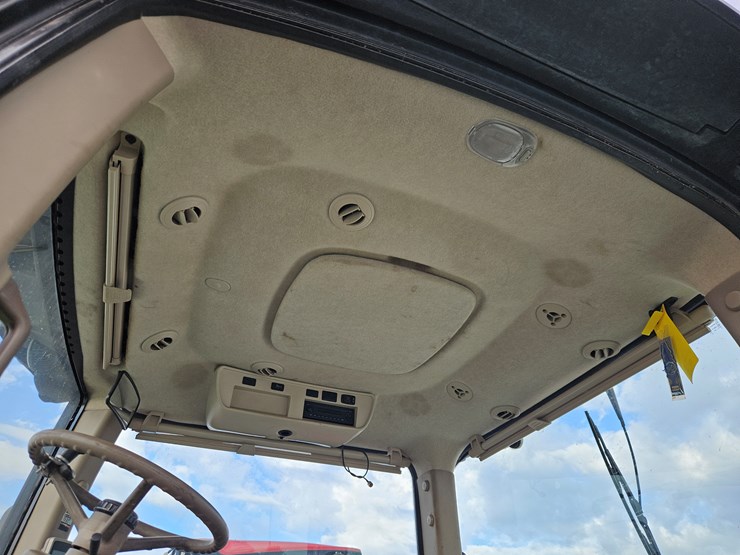 2014-john-deere-8345r-image-5