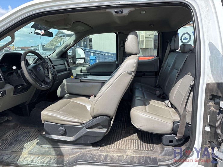 2017-ford-f250-image-17