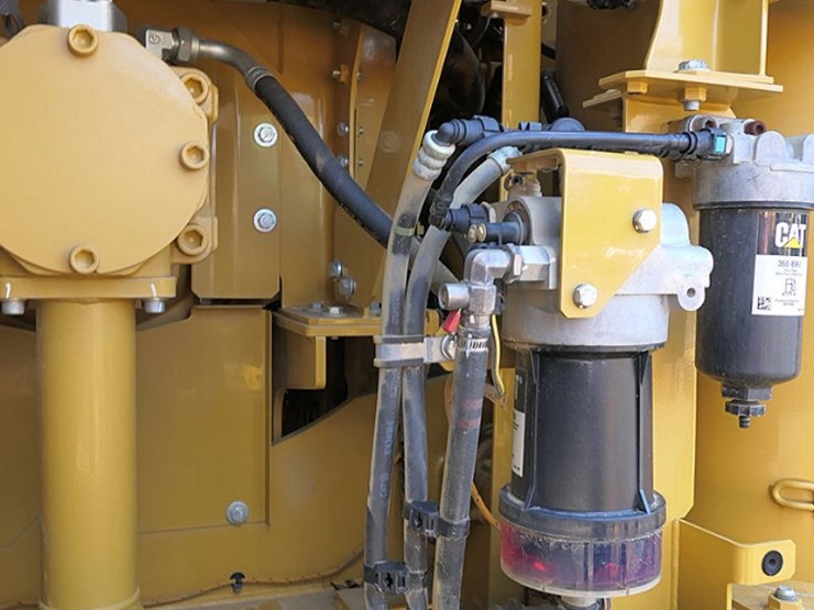 caterpillar-317-image-29