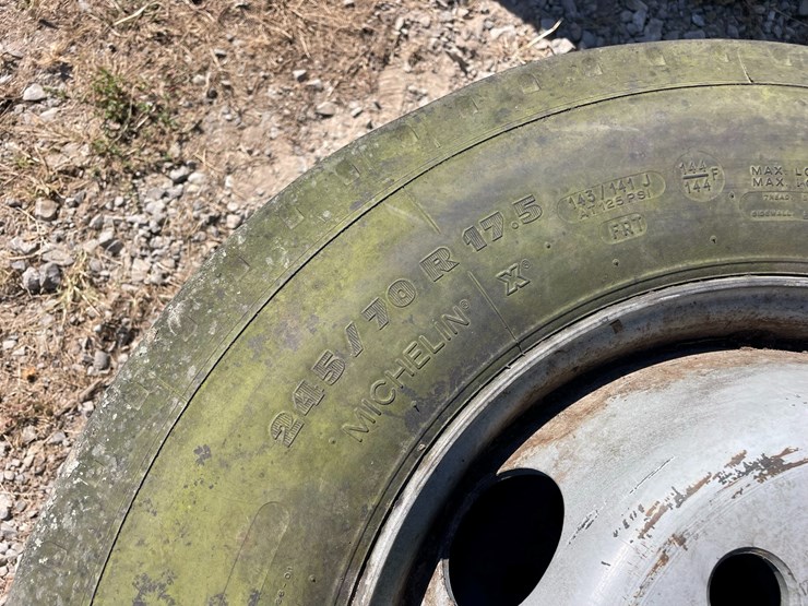#2002-•-lot-of-(2)-245/70r17.5-tires-inv#-29765-image-3