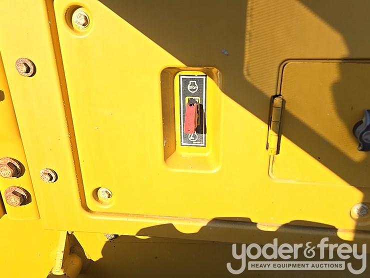 2016-caterpillar-140m3-image-60