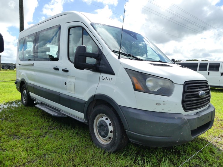 2017-ford-transit-image-2