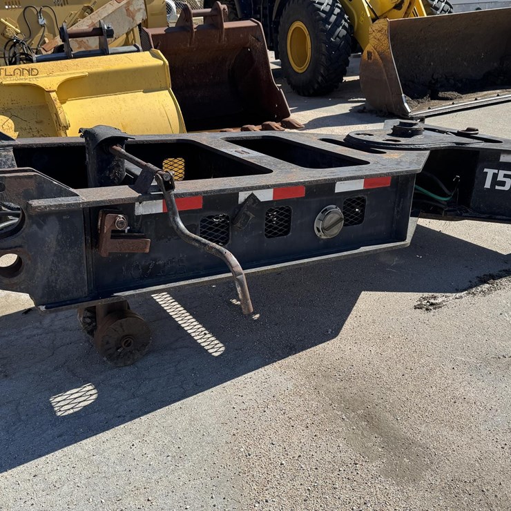 1900 LOWBOY TRAILER STINGER 2502