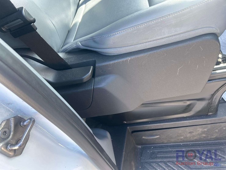 2018-ford-transit-image-22