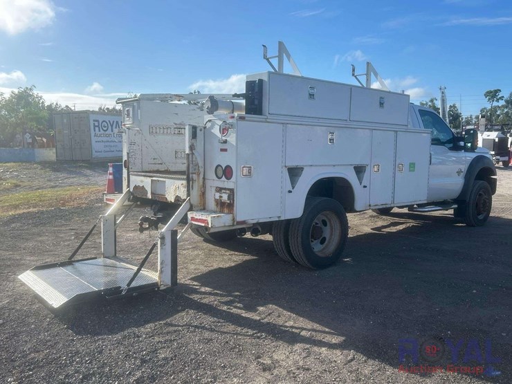 2012-ford-f550-image-3