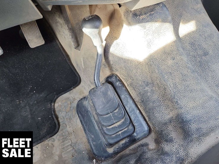 2016-ford-f550-image-18