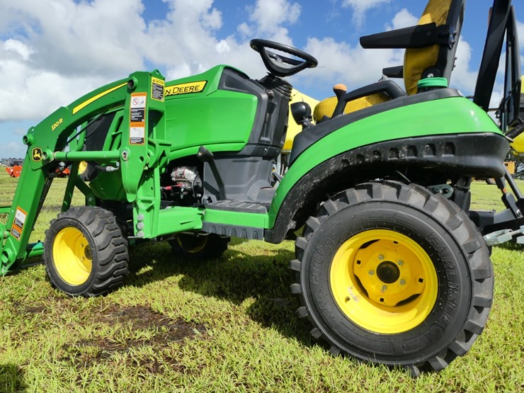 john-deere-1025r-image-7