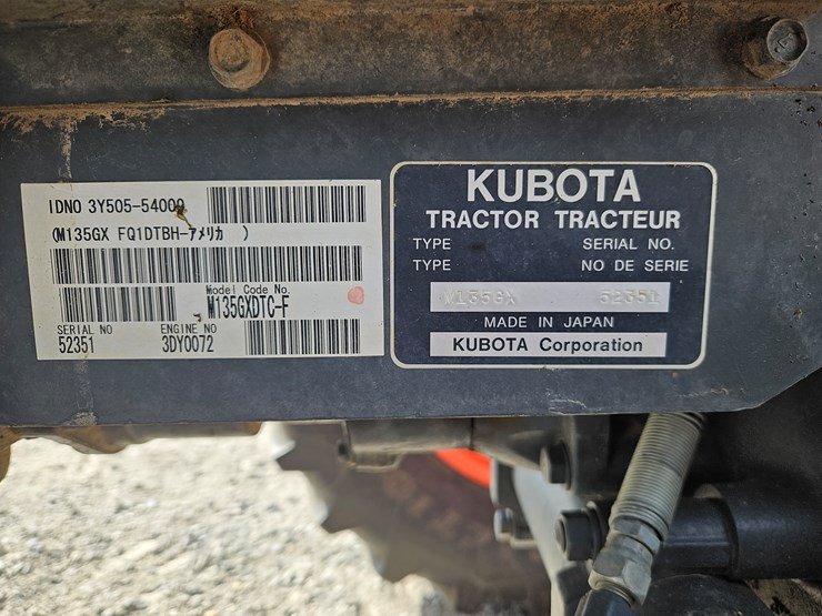 2014-kubota-m135gx-image-20