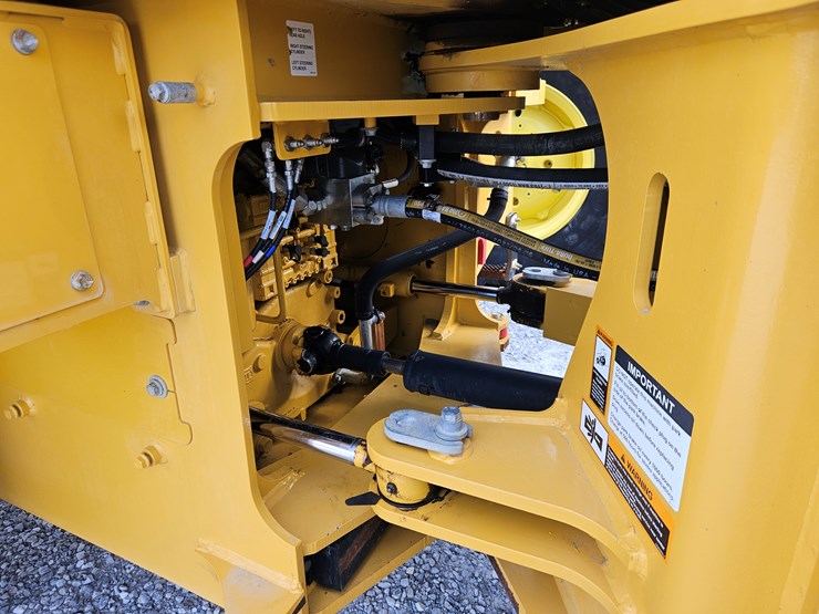 deere-524p-image-8