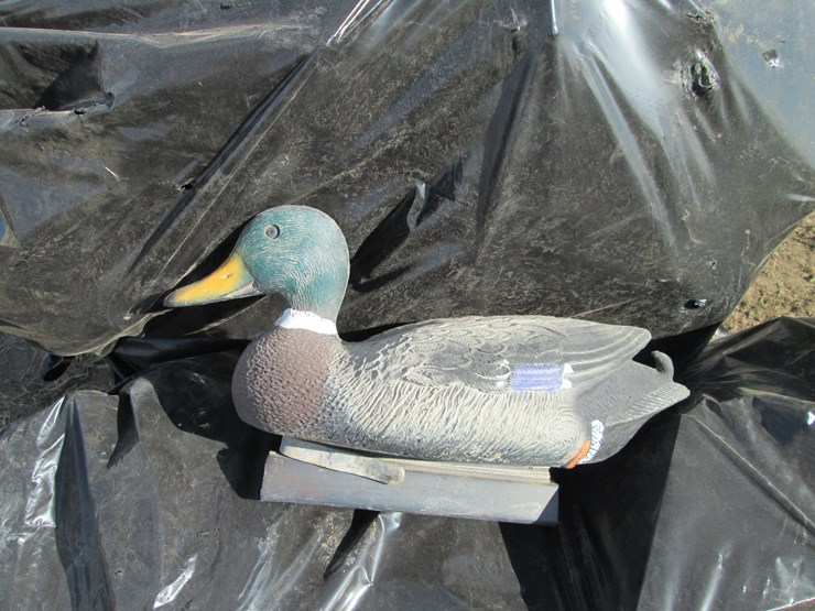 #2021-•-lot-of-(3)-bags-duck-decoys-inv#-29905-image-3