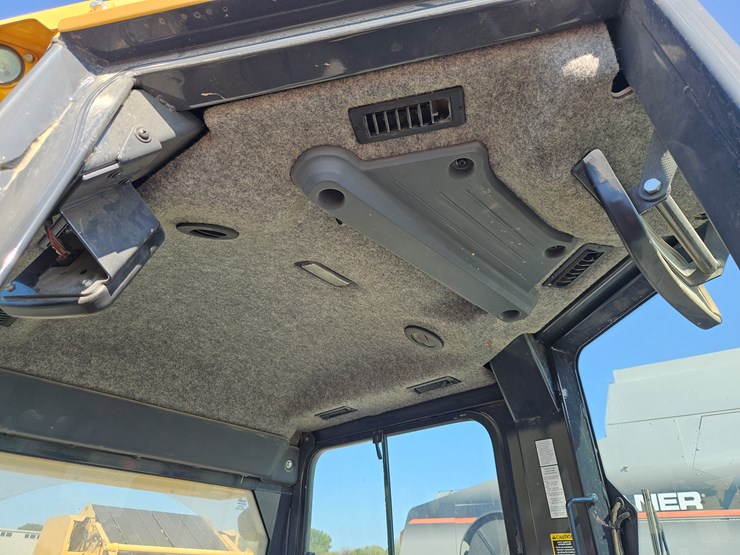 2017-deere-650k-xlt-image-17