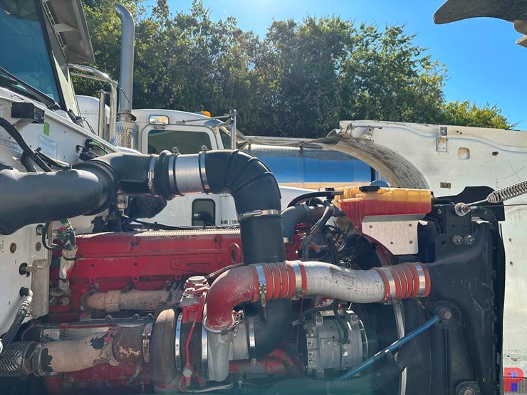 2008-peterbilt-367-image-20