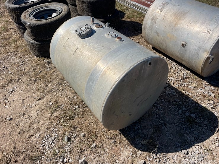 #2004-•-~80-gallon-aluminum-fuel-tank-inv#-29762-image-2