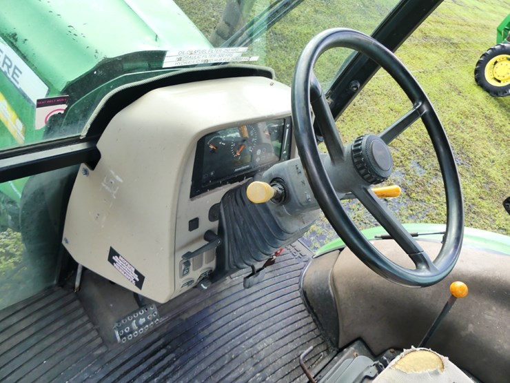 john-deere-6115d-image-12