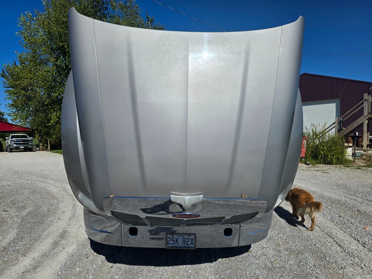 2015-peterbilt-579-image-41