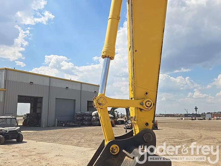 2022-komatsu-pc490-lc-11-image-13