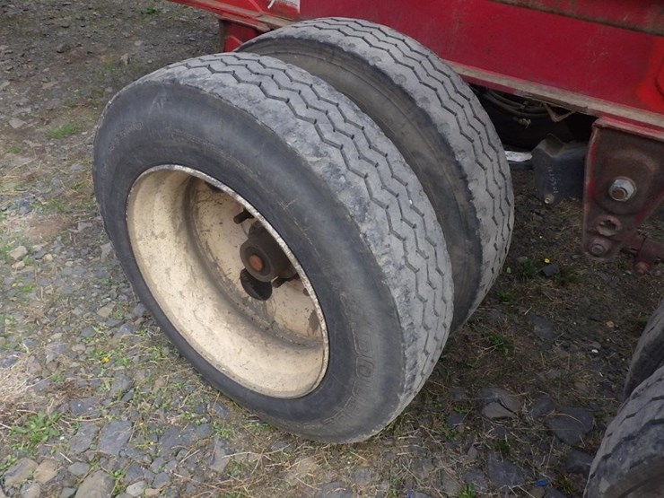 52'-4-axle-flatbed-trailer-image-16