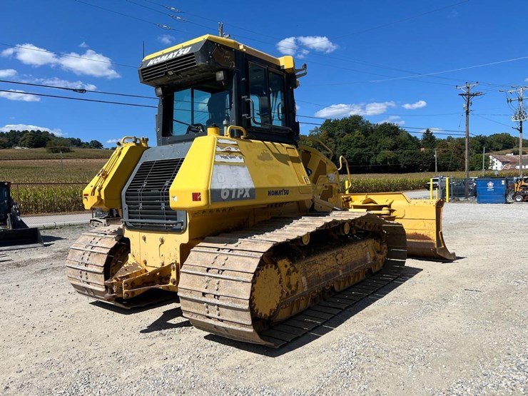 2016-komatsu-d61px-24-image-5