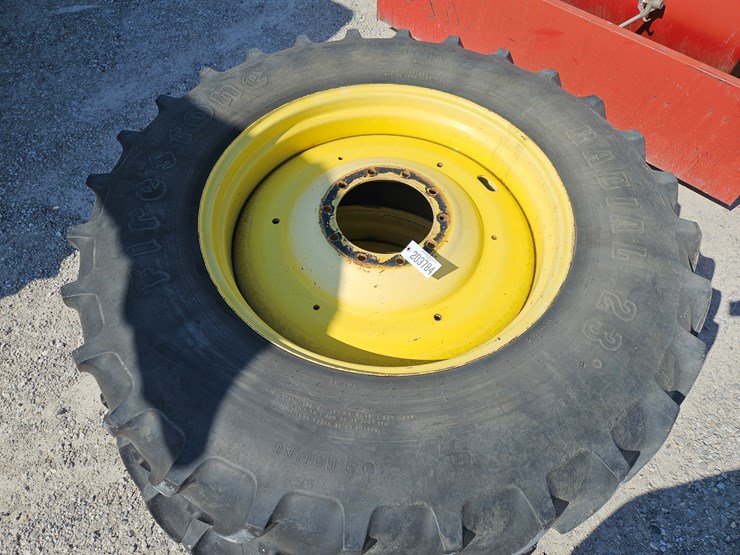 john-deere-10-image-2