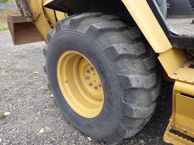 caterpillar-420d-image-11