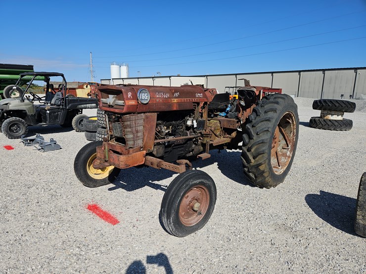 massey-ferguson-165-image-1