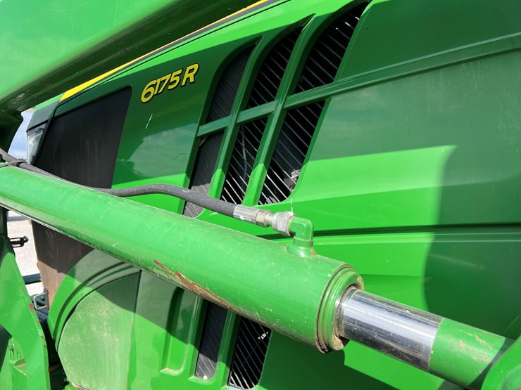 2014-john-deere-6175r-image-8