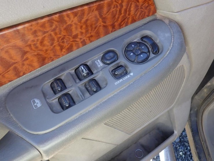 2006-dodge-1500-image-18