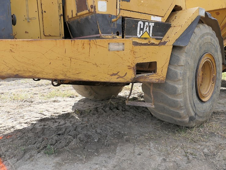 1994-caterpillar-d400d-image-6