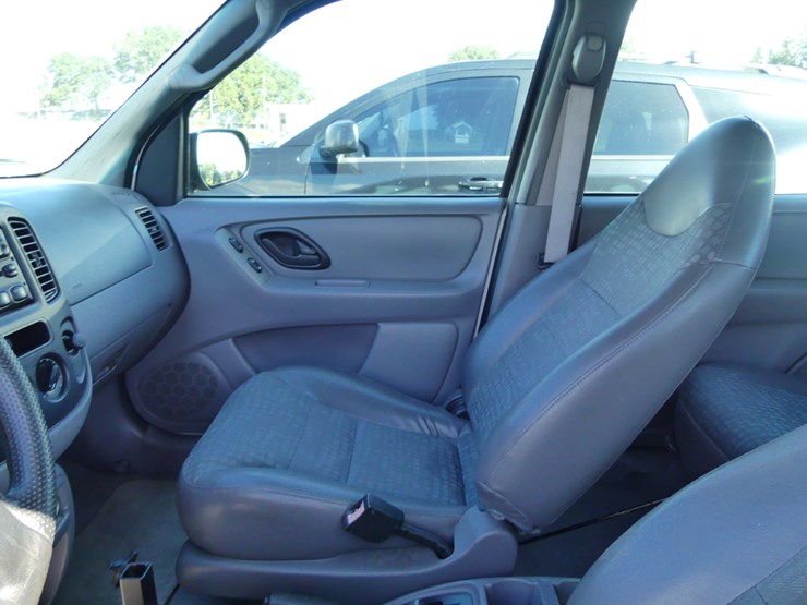 2001-ford-escape-image-11