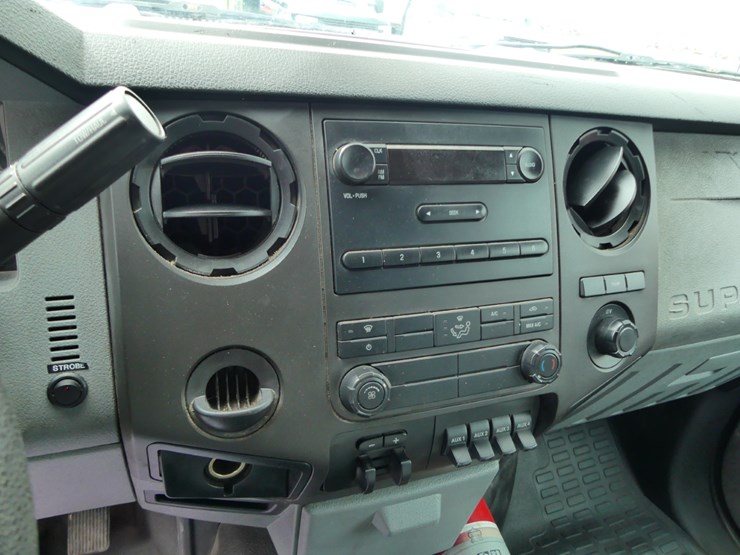 2016-ford-f450-xl-image-13