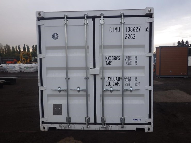 shipping-container-20'l-x-8'6"h-image-1