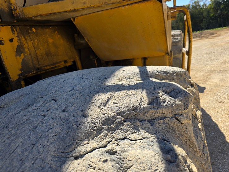 caterpillar-988b-image-109