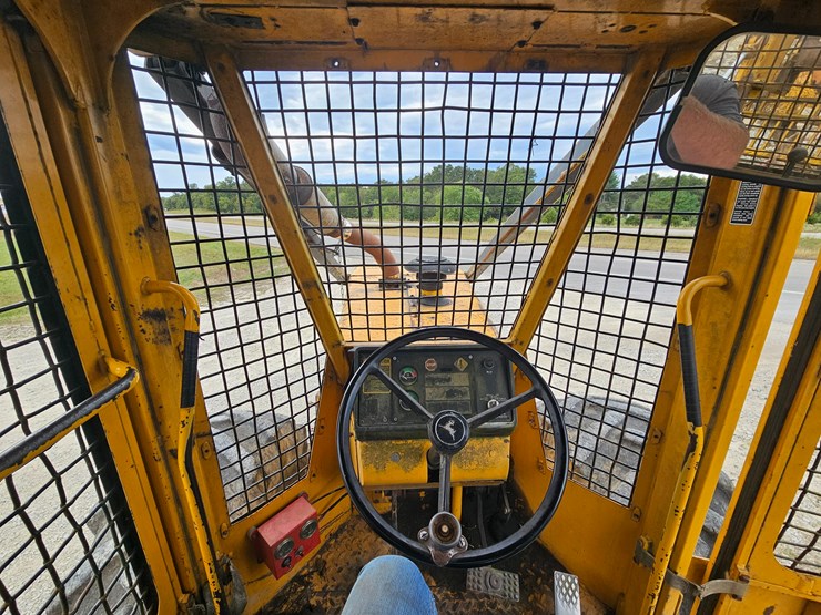 648-deere-648e-image-40