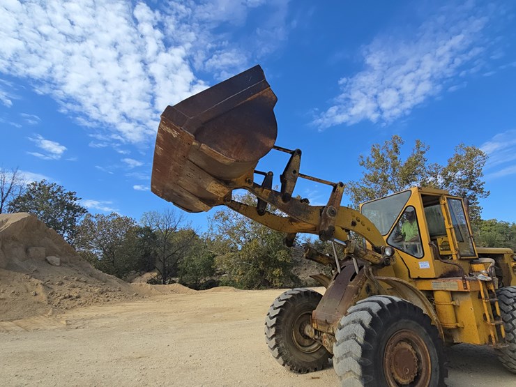 caterpillar-966b-image-97