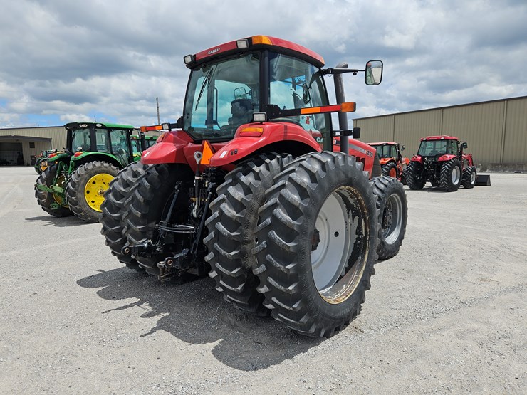 2011-case-ih-magnum-210-image-7
