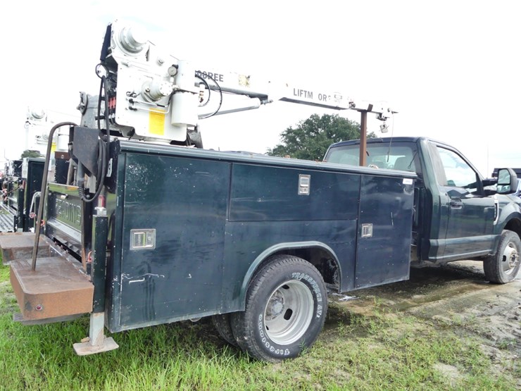 2019-ford-f350-xl-image-4