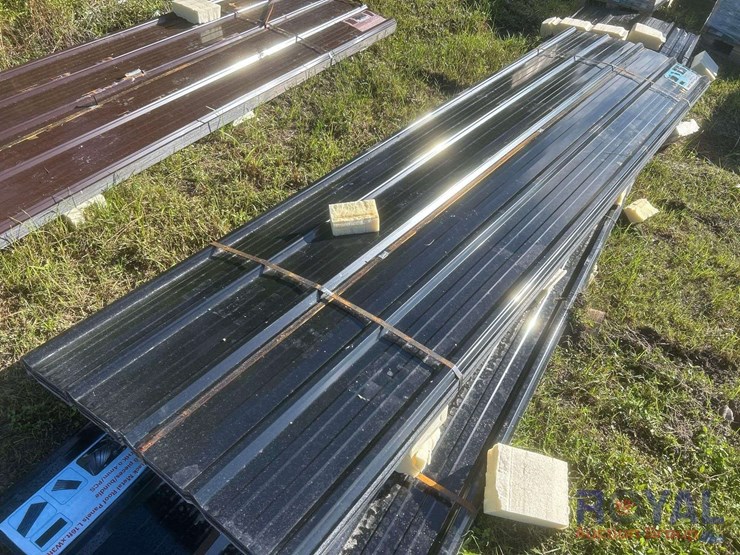 black-metal-roof-panels-image-3